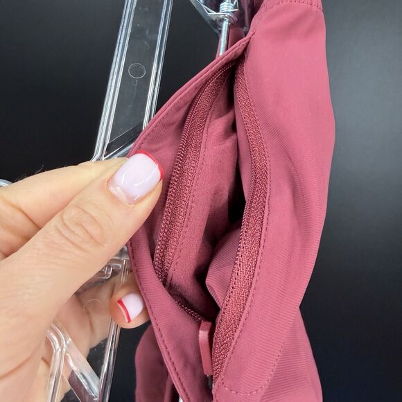 EUC Lululemon Adapted State High-Rise Jogger Womens Sz 8 Red Merlot Lightweight - Picture 6 of 7